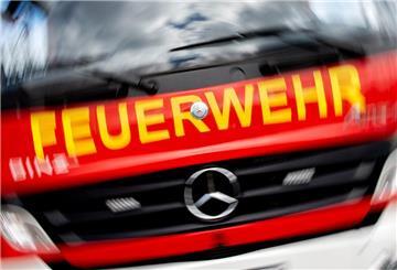 Schwerer Brandschaden in Beverstedt: Dachgeschoss in Flammen, Haus unbewohnbar, Schaden 300.000 Euro.