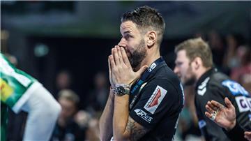 Trainer Bennet Wiegert vom Handball-Meister SC Magdeburg ist nicht immer nur der Erfolgsbesessene. 