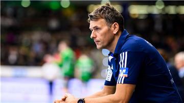 Trainer Christian Prokop bleibt bei der TSV Hannover-Burgdorf.