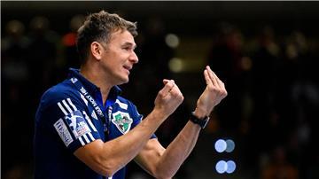 Trainer Christian Prokop und die TSV Hannover-Burgdorf hatten Absteiger Potsdam zu Gast.