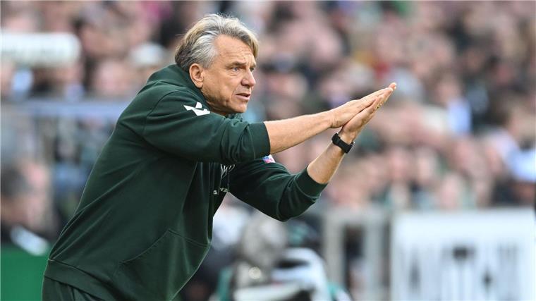 Backhaus-Einsatz bei Werder in Heidenheim weiter offen Trainer Horst Steffen und Werder Bremen spielen am Samstag beim 1. FC Heidenheim.