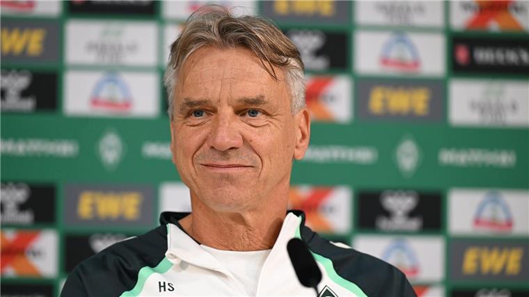 Werder Bremen und VfL Wolfsburg starten am 23. August Trainer Horst Steffen und Werder Bremen starten am 23. August in die neue Bundesligasaison.