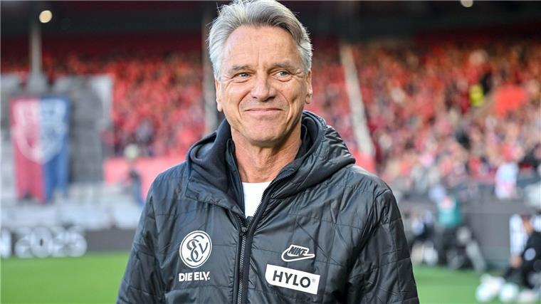 Bericht: Werder steht vor Verpflichtung von Trainer Steffen Trainer Horst Steffen - Wechselt er in die Fußball-Bundesliga?