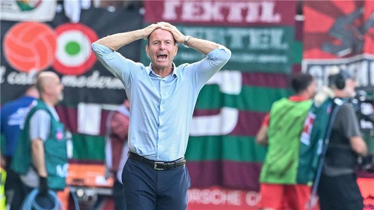 „Größtes Problem“: Länderspielpause nervt Augsburgs Thorup Trainer Jess Thorup und der FC Augsburg gingen in Heidenheim mit 0:4 unter.