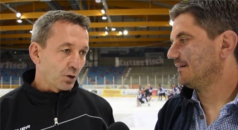 Gewinnspiel: Beim Trainer-Interview live dabei Trainer Thomas Popiesch steht den Medien fast täglich Rede und Antwort.