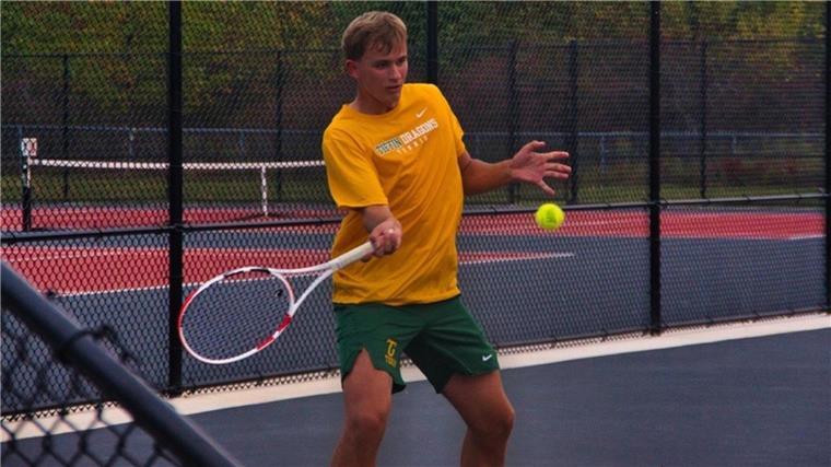 Bremerhavener Tennistalent Marlon Huber schlägt an US-College auf