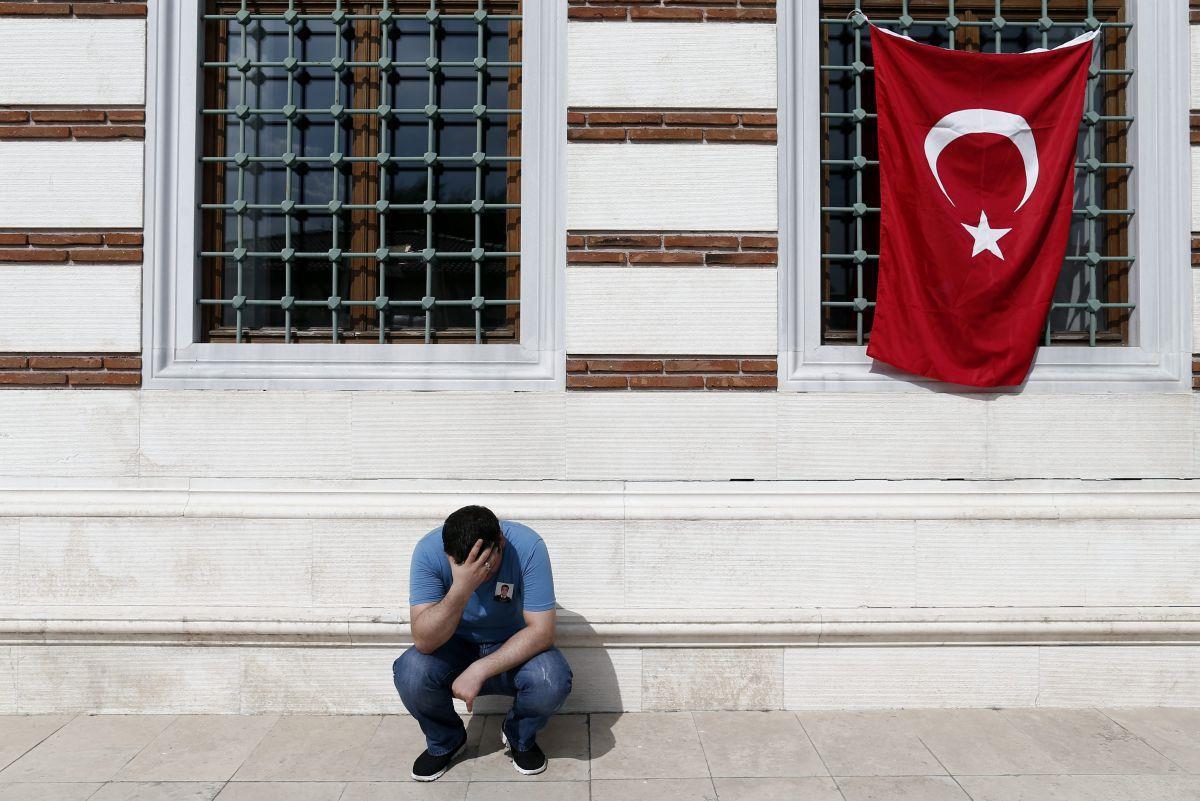 Trauer in der Türkei: Mindestens 41 Menschen sind nach dem Terror am Istanbuler Flughafen ums Leben gekommen.