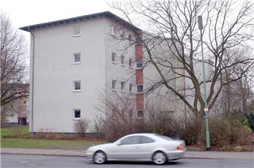 Triste Mehrfamilienhäuser in Plattenbau-Optik, wie hier in der Boschstraße, gibt es in Grünhöfe zur Genüge. 