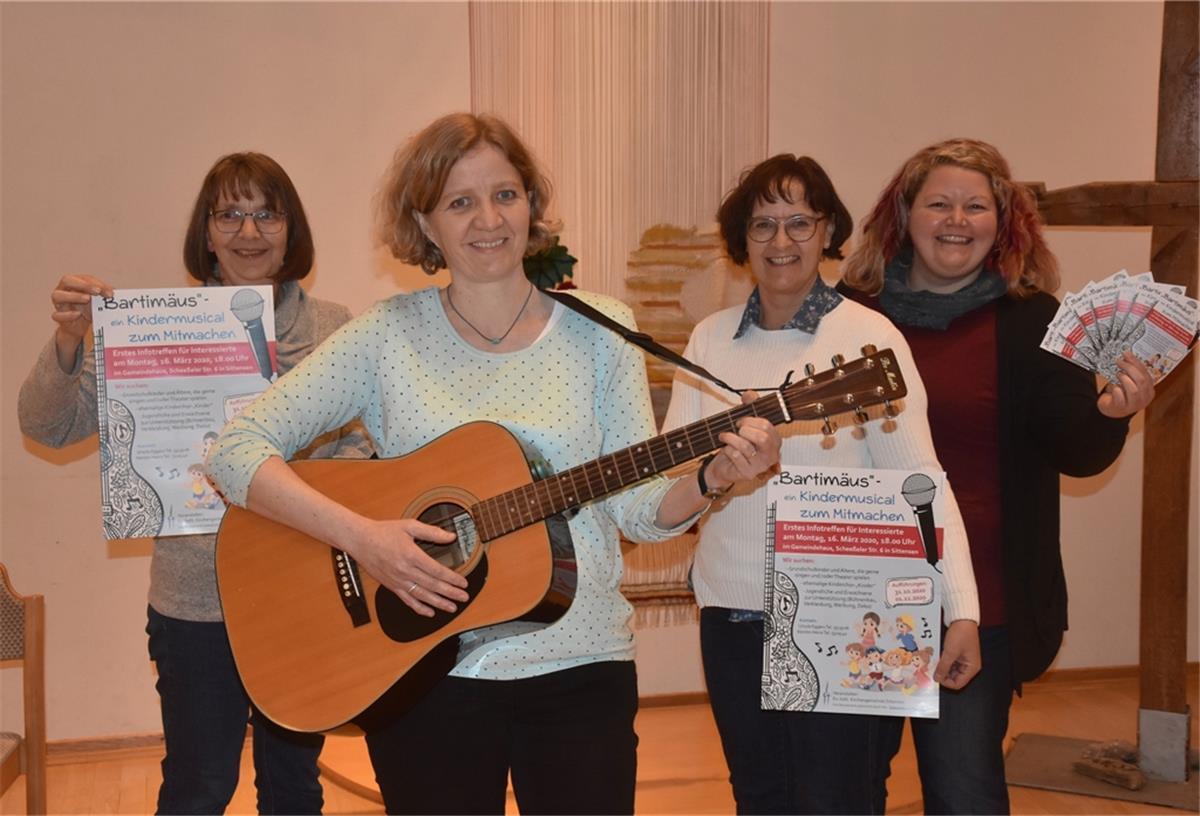 Trommeln schon kräftig für das Musical-Projekt: Ursula Eggers, Kerstin Heins, Birgit Brosig und Anne-Marie Thies (von links). Foto: Brandt