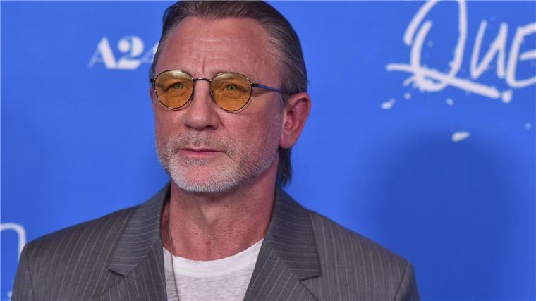 Daniel Craig will sich nicht von James Bond emanzipieren Trotz optischer Veränderungen: Daniel Craig hat nicht den Wunsch, sein James-Bond-Image hinter sich zu lassen.