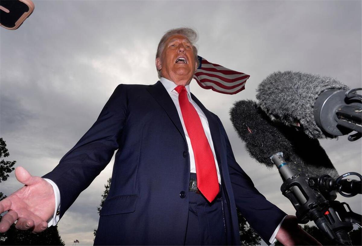Trump würdigt Redford: „Ich fand ihn großartig“ Trump äußert sich zum Tod von Robert Redford.