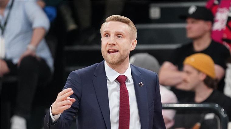 NBA: Ex-Bonn-Coach Iisalo wird Cheftrainer in Memphis Tuomas Iisalo führte die Telekom Baskets Bonn zum Champions-League-Sieg. (Archivbild)
