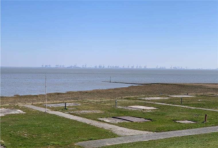 Einsamkeit an den Stränden von Butjadingen Über Ostern werden die Campingplätze an den Stränden in Butjadingen leer bleiben.