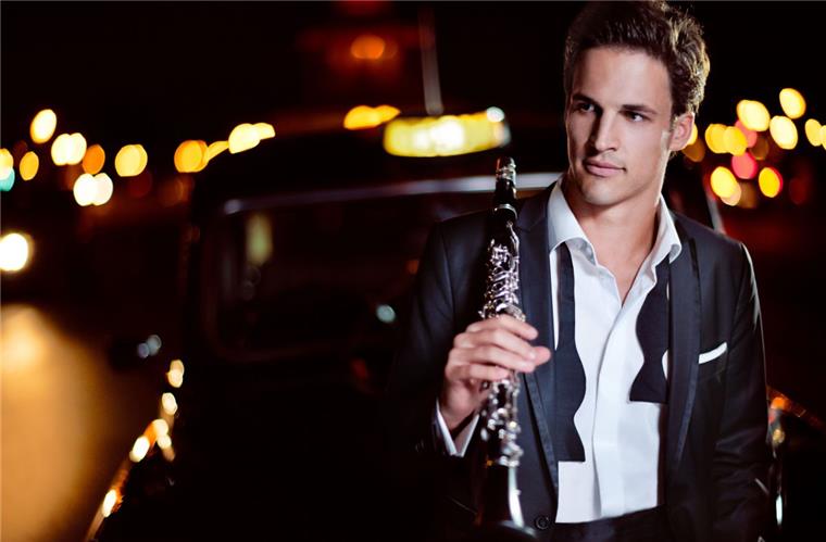 Schönster Klarinettist der Welt spielt beim Musikfest Bremen Klarinettist Andreas Ottensamer spielt in Bremerhaven