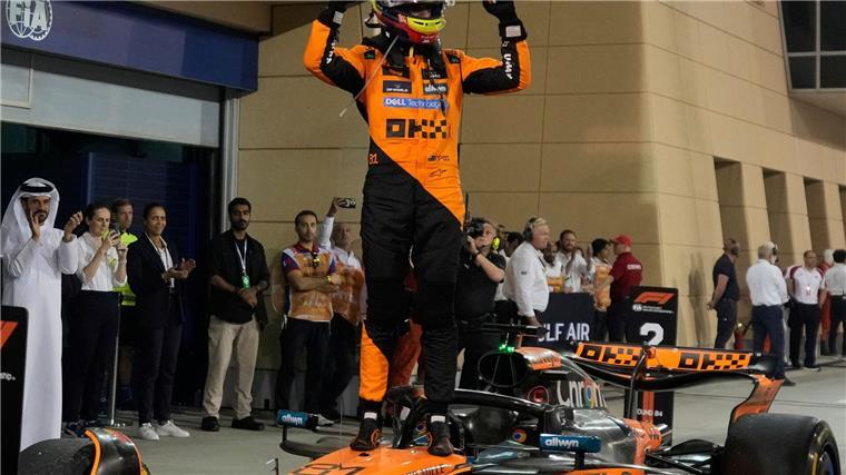 Bahrain-Sieger Piastri in Titelform - Frust bei Verstappen Überlegener Sieger in Bahrain: McLaren-Pilot Oscar Piastri.