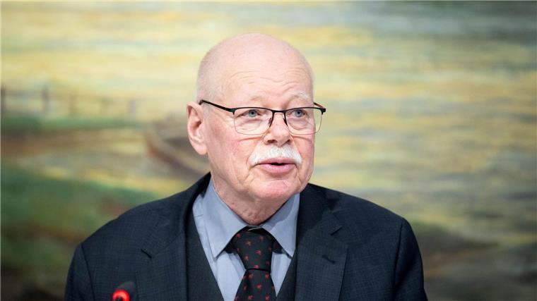 Innenministerkonferenz: Sicherheit im Zug und Abschiebungen Ulrich Mäurer ist Gastgeber für die Innenministerkonferenz.