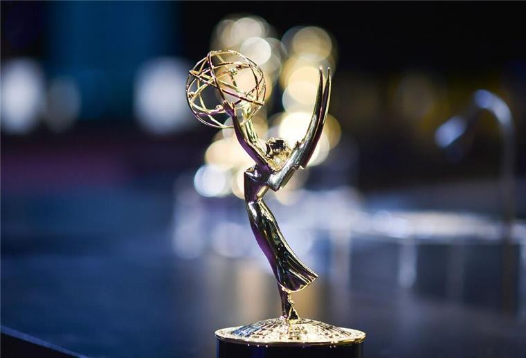 Um diese Statuette ging es – der begehrte TV- und Streaming-Preis wurde zum 77. Mal verliehen.