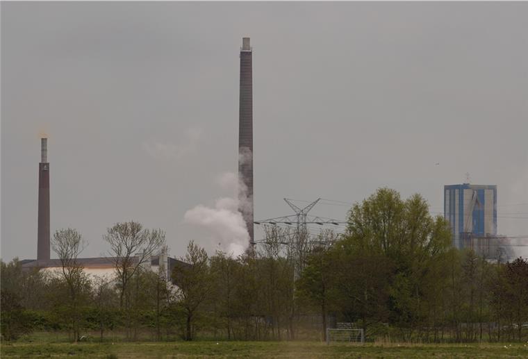 Grenzwerte in Nordenham im Grasaufwuchs überschritten Umweltfragen beschäftigen weiter die Anwohner, Landwirte und Politik.