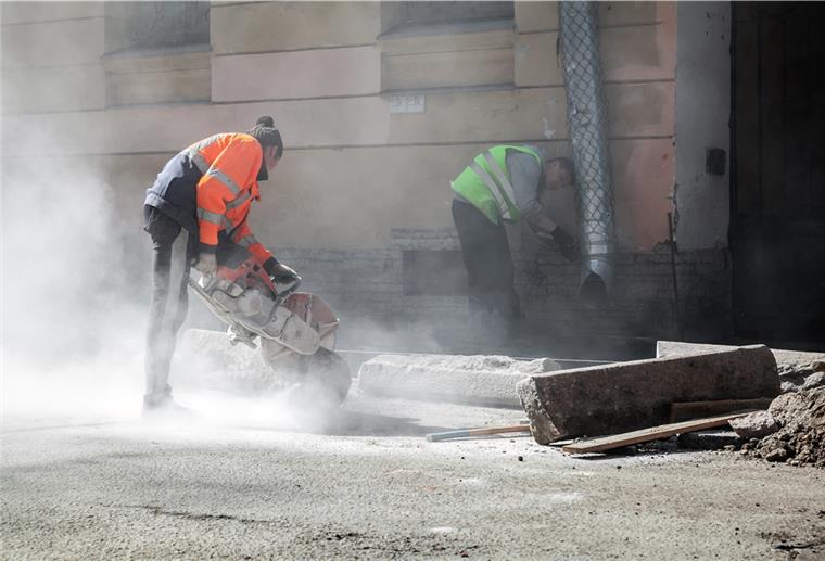 Bremerhaven: Unbekannte brechen Baucontainer auf Unbekannte haben am vergangenen Wochenende Baucontainer aufgebrochen und Baugerät daraus gestohlen. Die Polizei sucht Zeugen. (Symbolbild)