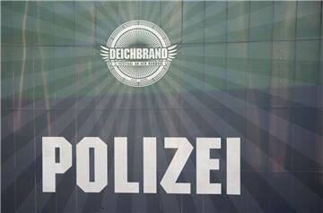 Und auch bei der Polizei blieb es ruhig. Insgesamt gingen 60 Anzeigen ein - dami...