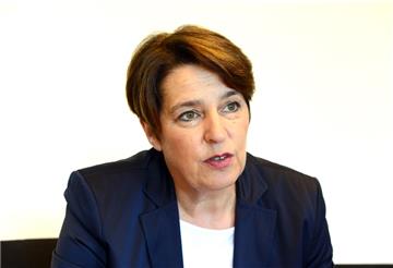 „Und plötzlich ist die Hälfte weg“: Die Bremerhavener Kulturamtsleiterin und Inthega-Präsidentin Dorothee Starke sorgt sich um die freie Kulturszene in Bremerhaven und ganz Deutschland.