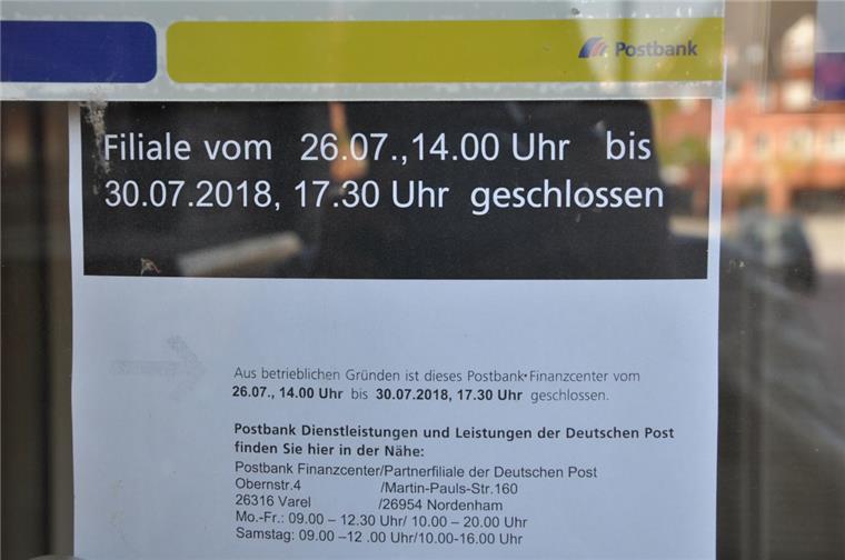 Bürgerprotest in Nordenham: "Das Verhalten der Post ist ein Skandal!" Und schon wieder schließt die Postbankfiliale am Marktplatz in Nordenham.