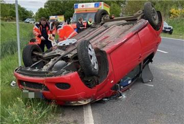 Unfallfahrzeug auf der K30