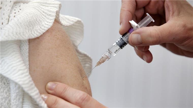 Krankenkasse: Grippe-Impfquote der über 60-Jährigen sinkt Unter der Versicherten der Techniker Krankenkasse im Alter über 60 sinkt die Grippe-Impfquote. (Symbolbild)
