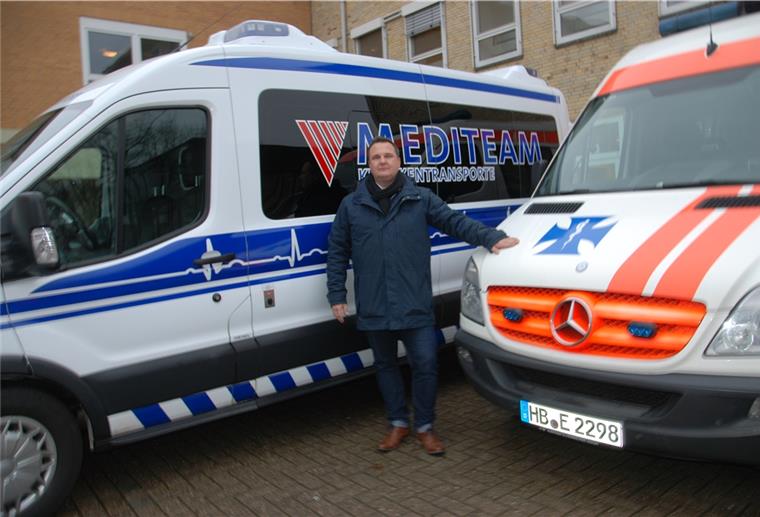 Unternehmer Christian Albers befürchtet eine Versorgungslücke im Landkreis, wenn private Krankentransportfirmen ausgebootet werden.