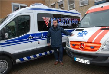 Unternehmer Christian Albers befürchtet eine Versorgungslücke im Landkreis, wenn private Krankentransportfirmen ausgebootet werden.