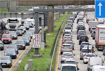 Urlauber müssen auf den Autobahnen im Norden mit Staus rechnen.
