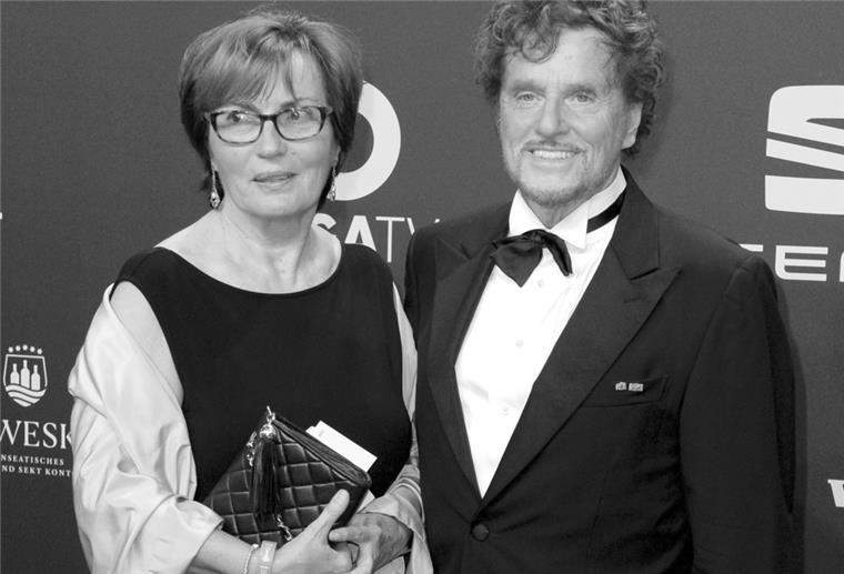 Dieter Wedels Witwe kurz nach ihrem Mann gestorben Ursula Wolters, die Witwe von Regisseur Dieter Wedel, ist nur wenige Tage nach ihrem Mann gestorben. Das bestätigte die zuständige Anwaltskanzlei.