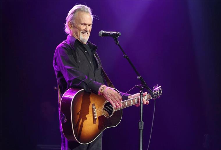 Von wem sich Deutschland und die Welt 2024 verabschiedeten US-Musiker Kristofferson mit 88 Jahren gestorben. (Archivbild)