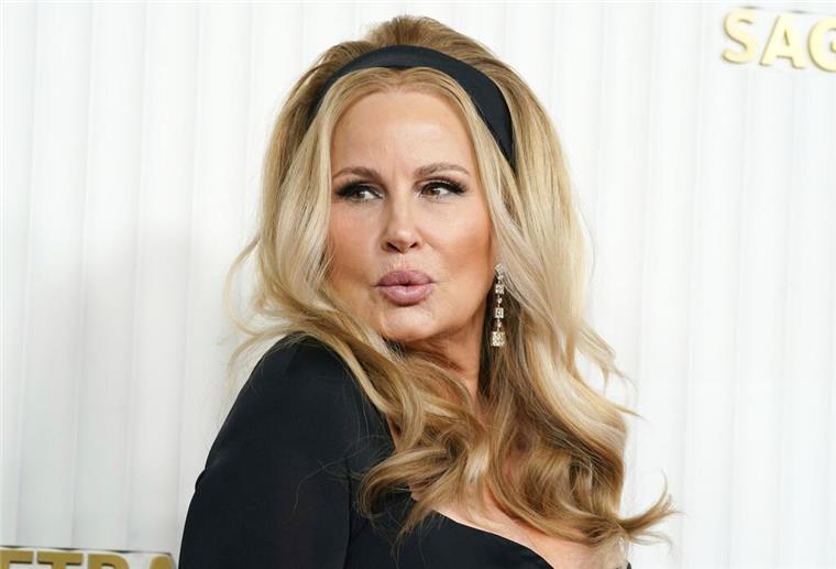 Die Sünden der Superreichen: Das Phänomen „The White Lotus“ US-Schauspielerin Jennifer Coolidge hatte in den ersten beiden Staffeln der Serie eine ikonische Rolle. (Archivbild)