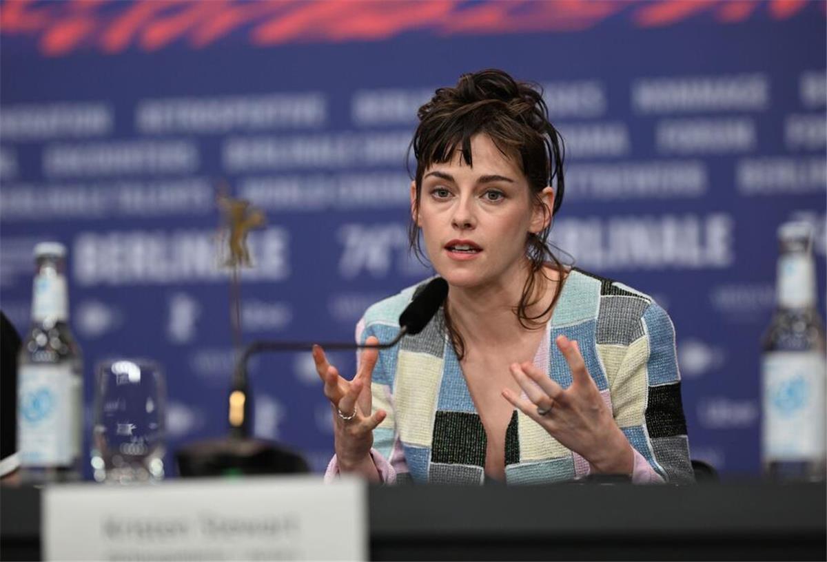 Favoriten und Hollywood-Besuch bei der Berlinale US-Schauspielerin Kristen Stewart stellte auf der Berlinale den Film „Love Lies Bleeding“ vor.