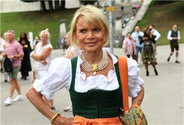 Uschi Glas hat viel zu erzählen.