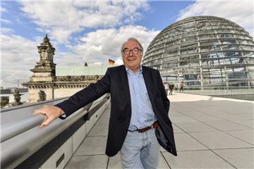 Abschiedsbild: Uwe Beckmeyer verlässt den Bundestag. Nach 15 Jahren im Hohen Haus verlässt der Sozialdemokrat die politische Bühne.