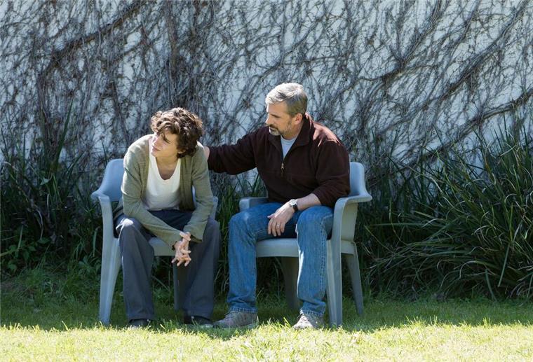Vater David (Steve Carell, r) und Sohn Nic Sheff (Timothée Chalamet, l) müssen reden.