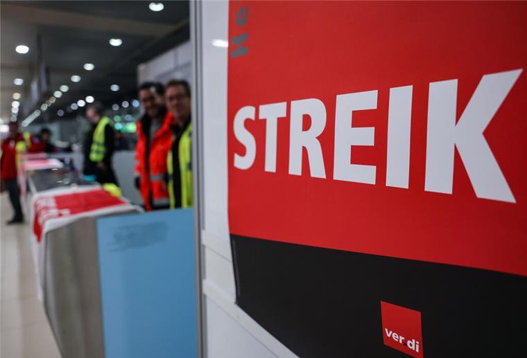 Achtung: Streik trifft am Montag auch Geschäfte in Bremerhaven Verdi ruft zu einer Streikkundgebung auf.