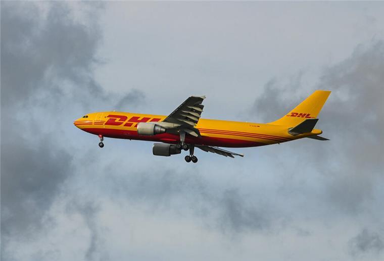 Verrückt: Drei außergewöhnliche DHL-Pakete 2024 Verrückt, was DHL 2024 so alles verschickt hat.