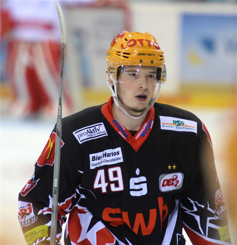 Eine Chance für Verteidiger Gino Blank Verteidiger Gino Blank darf am Freitag für die Pinguins spielen. Foto Scheer