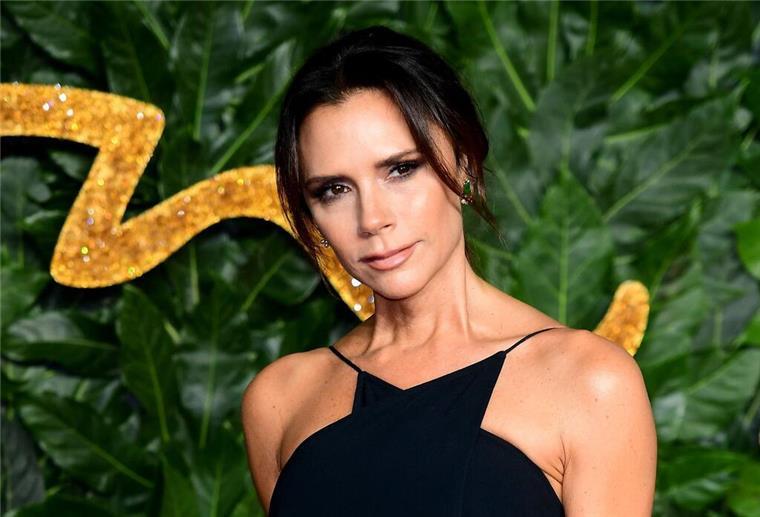 Victoria Beckham feiert mit den Spice Girls Victoria Beckham bei den Fashion Awards in der Royal Albert Hall.