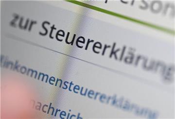 Ein Bildschirm auf dem Steuererklärung steht