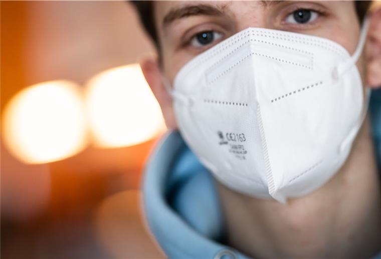 Viele Bürgerinnen und Bürger wollen auch künftig nicht auf Masken verzichten.