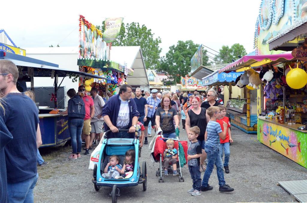 Viele Familien waren unterwegs. Foto: Schmonsees