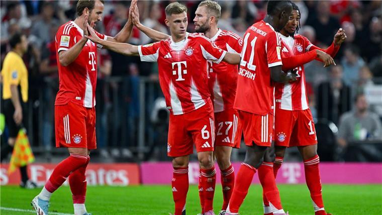 Flutlicht in München, Kellerduell in Heidenheim Viele Fans tippen, dass der FC Bayern beim Spiel gegen Werder Bremen am Freitagabend auch wieder jubeln wird.