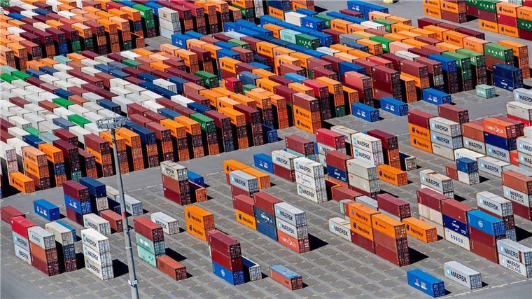 Umfrage: Zoll-Deal macht Unternehmen in Hannover neue Sorgen Viele Firmen in Niedersachsen berichten laut IHK von negativen Auswirkungen der US-Handelspolitik. (Archivbild)