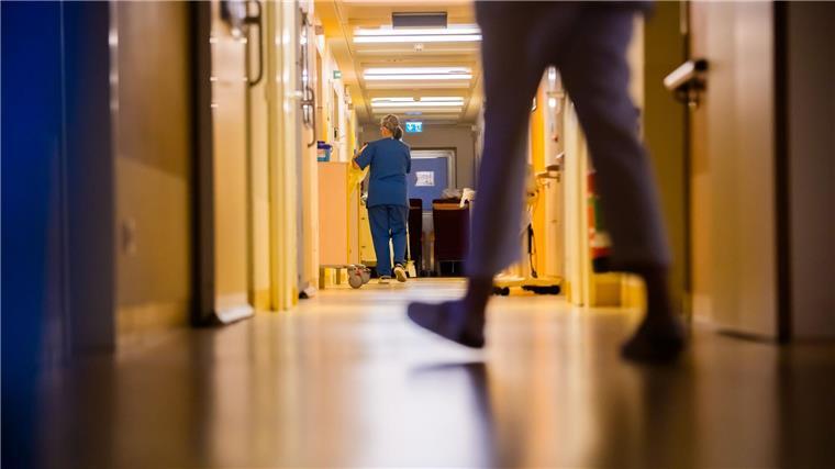 Viele Krankenhäuser sind aktuell schwer überlastet.