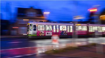 Viele Ticketpreise im Nahverkehr in der Region Hannover werden ab 2025 höher. (Archivbild)