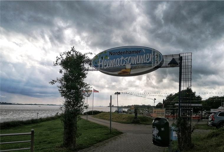 Viele Wolken, Regengüsse: Das Wetter hat in diesem Jahr beim Nordenhamer Heimatsommer Veranstaltern und Gästen den Spaß mitunter verdorben.